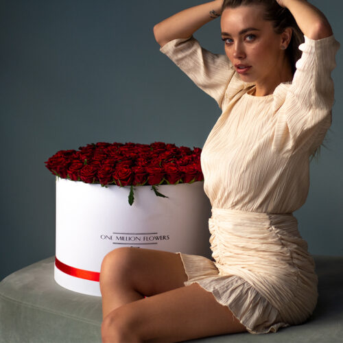 Коробка «Рэд Наоми» Mega Grand White